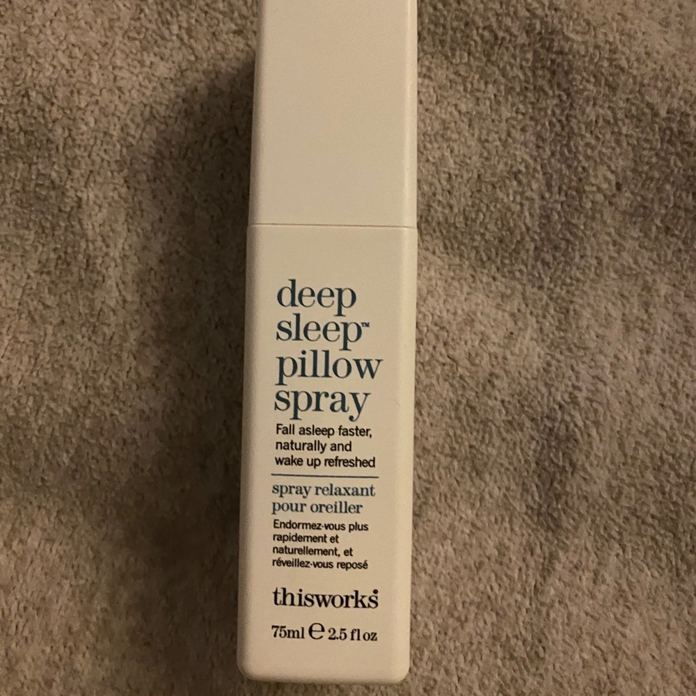 Deep sleep pillow spray